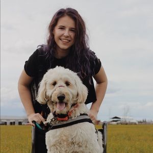 Meet your Posher, Lydia